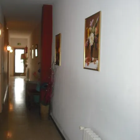 Pensión Cassa 2*